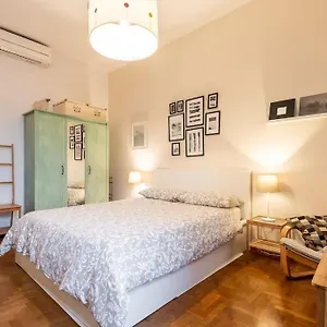 https://casa-al-4.it-tuscanyhotel.com