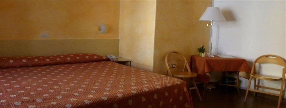 Hotel Garni Corona Menaggio